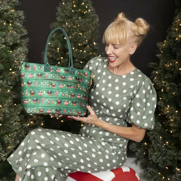 Harveys Disney's Mickey Christmas Medium Streamline Tote - Picture 2 of 10